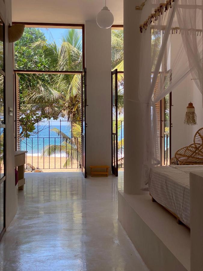 Pala Beach Villa Хіккадува Екстер'єр фото
